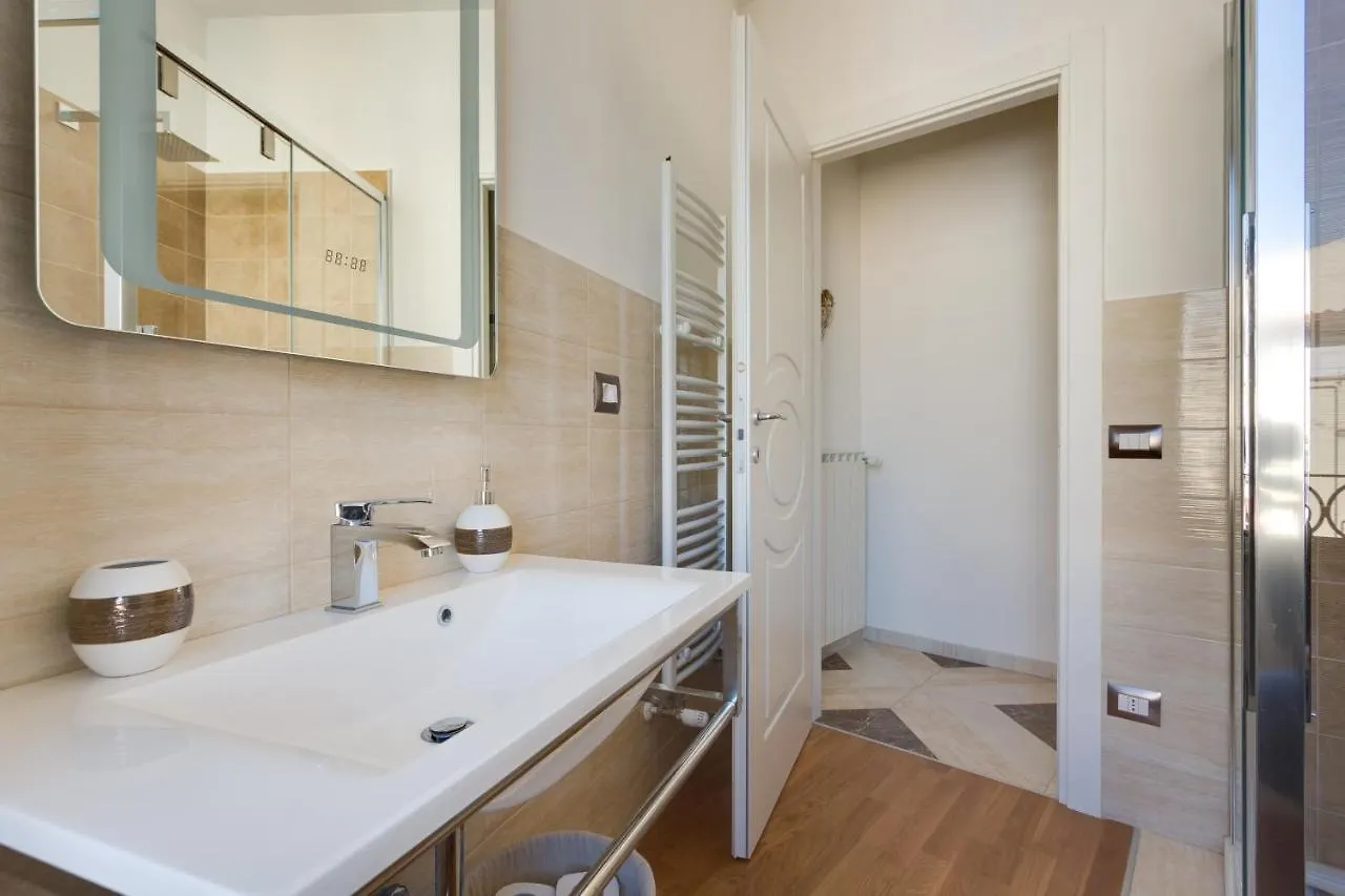 Wifi Superfast!Close To Statue Of David! Apartment Florence