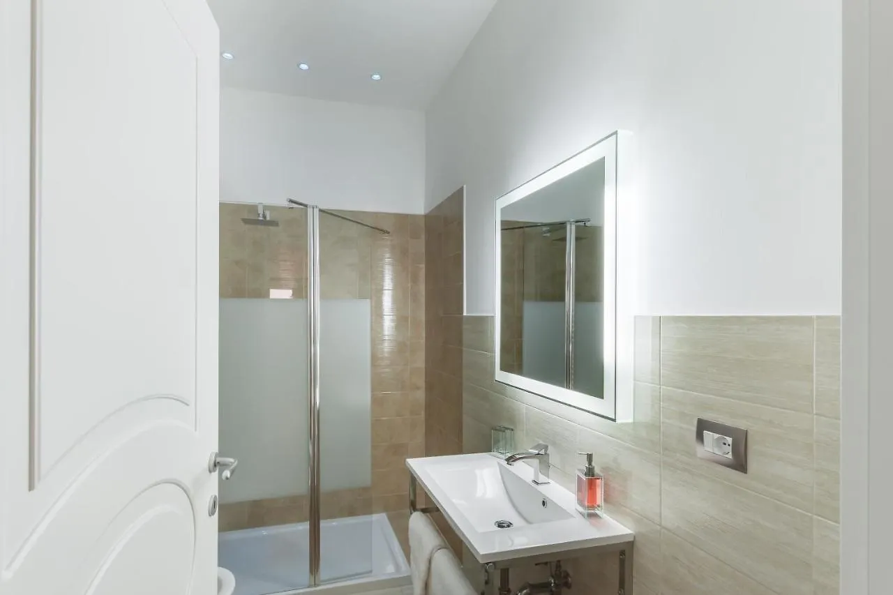 Wifi Superfast!Close To Statue Of David! Apartment Florence